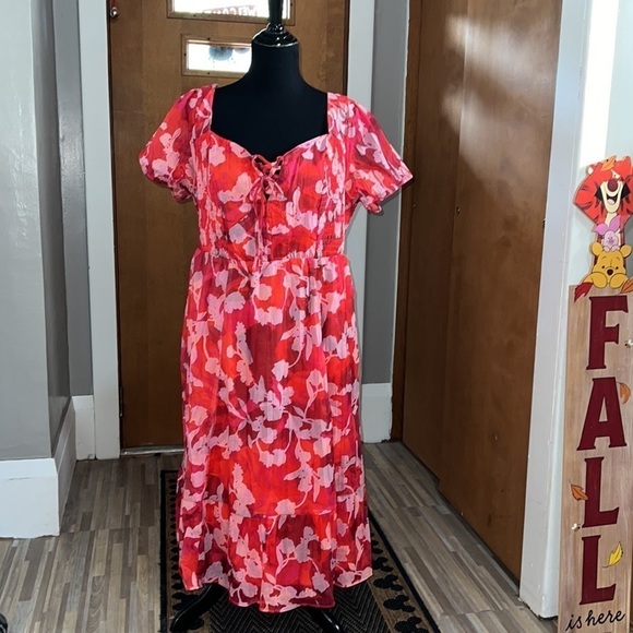 TORRID red floral Midi Cotton Clip Dot Lace Up Smocked Dress - Picture 5 of 7